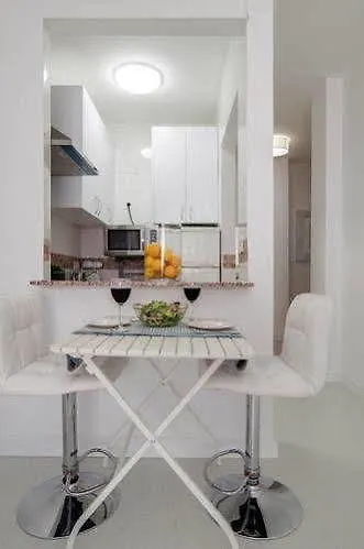 Suites Nosquera Malaga Apartment